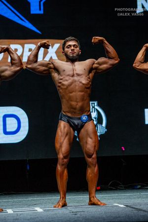 CLASSIC PHYSIQUE НОВИЧКИ